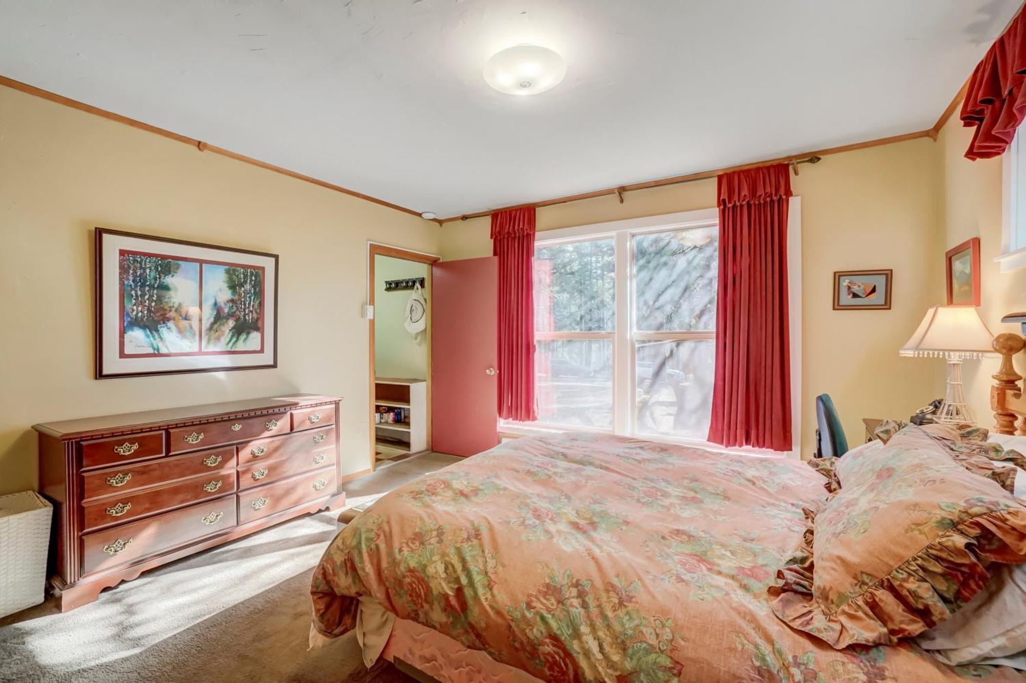 Spacious Classic Cabin Retreat- Near Lassen Mill Creek Luaran gambar